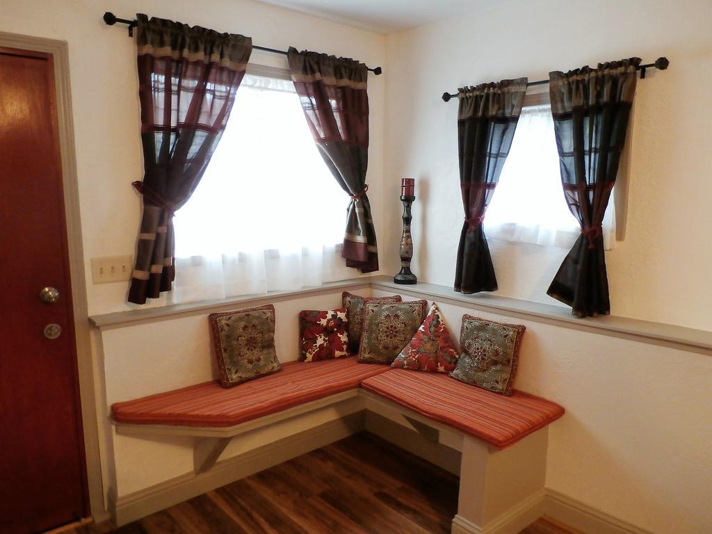 New Charming 2 Bedrooms Unit Close To Everything Оукхърст Екстериор снимка