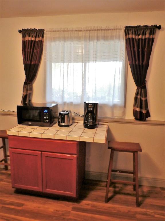 New Charming 2 Bedrooms Unit Close To Everything Оукхърст Екстериор снимка